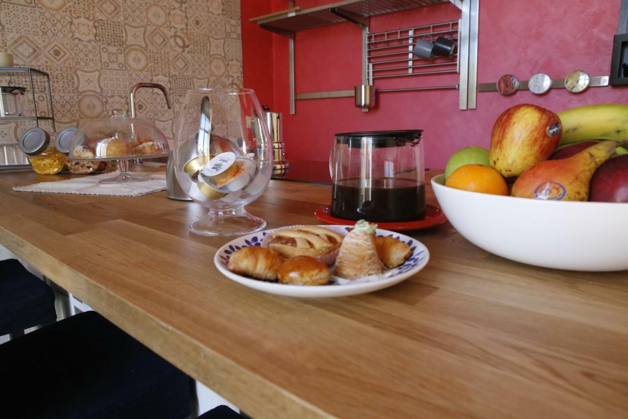 Beb Binario39 Acomodação com café da manhã Nápoles Exterior foto