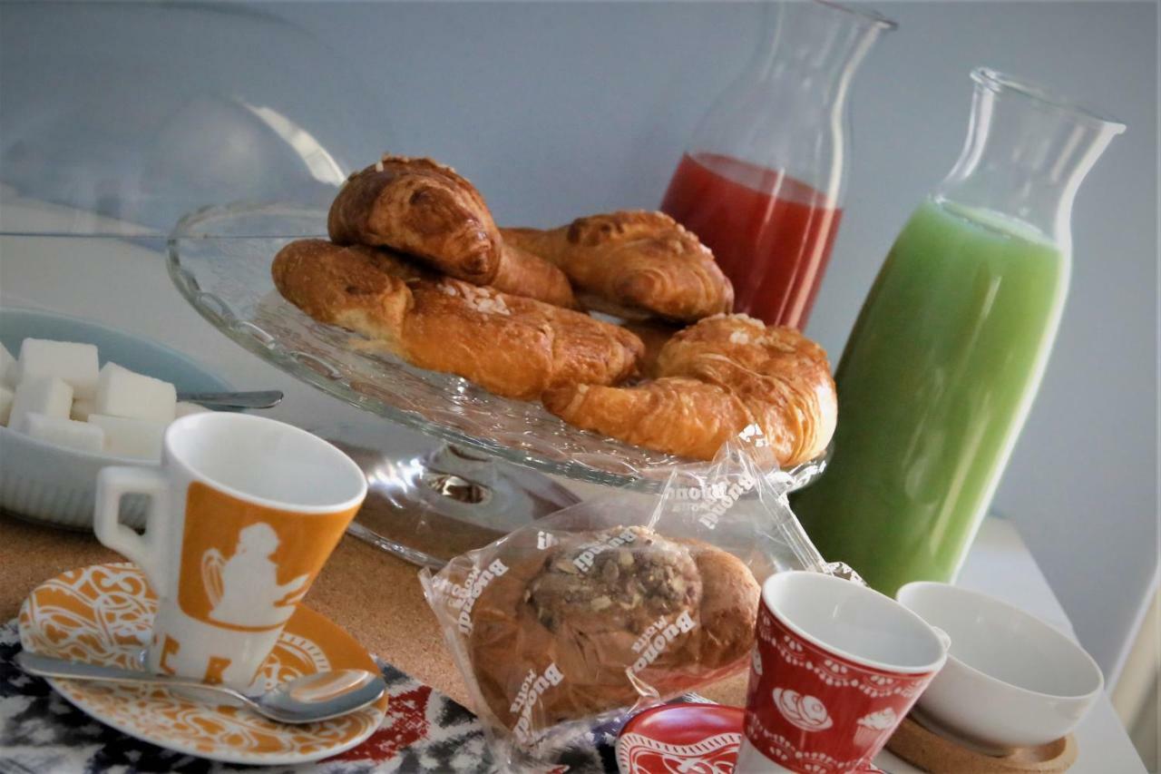 Beb Binario39 Acomodação com café da manhã Nápoles Exterior foto